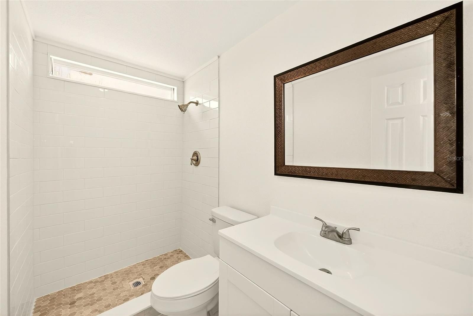 Image 22 of 38 For 10301 Hudson Avenue