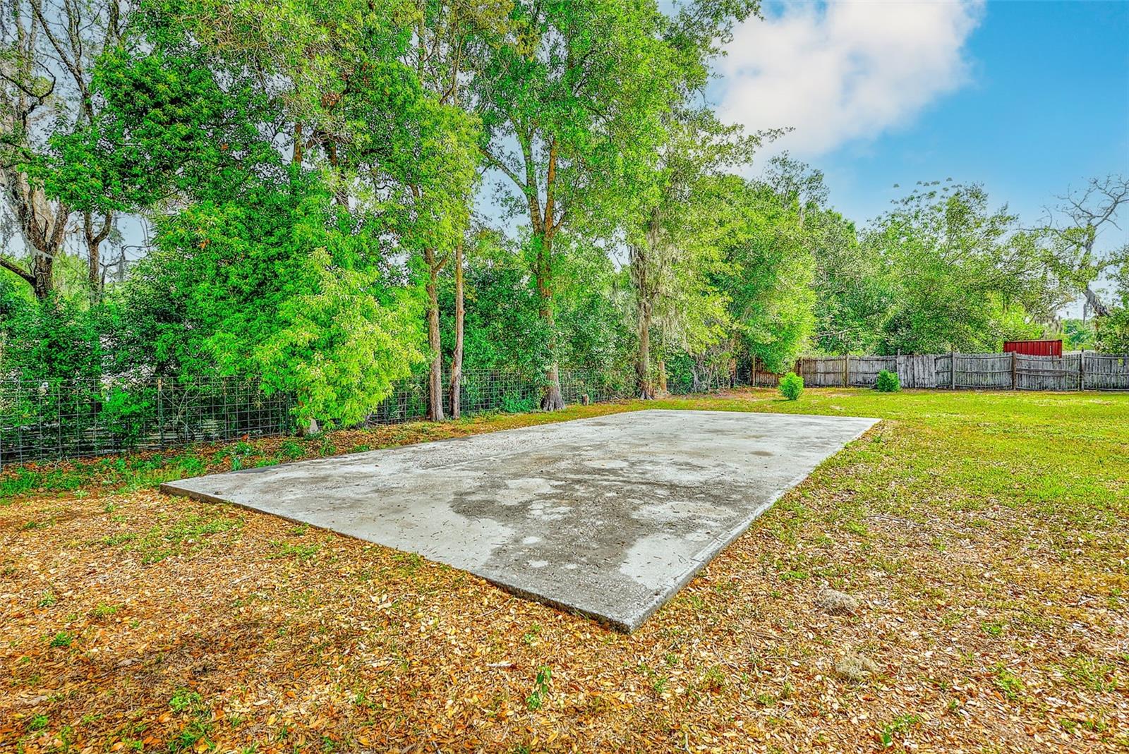 Image 28 of 38 For 10301 Hudson Avenue