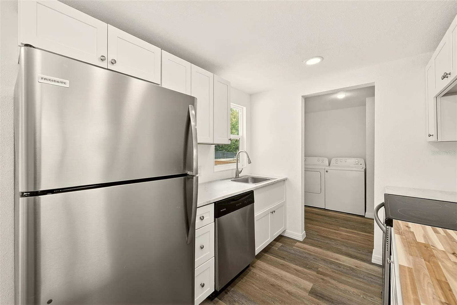 Image 8 of 38 For 10301 Hudson Avenue