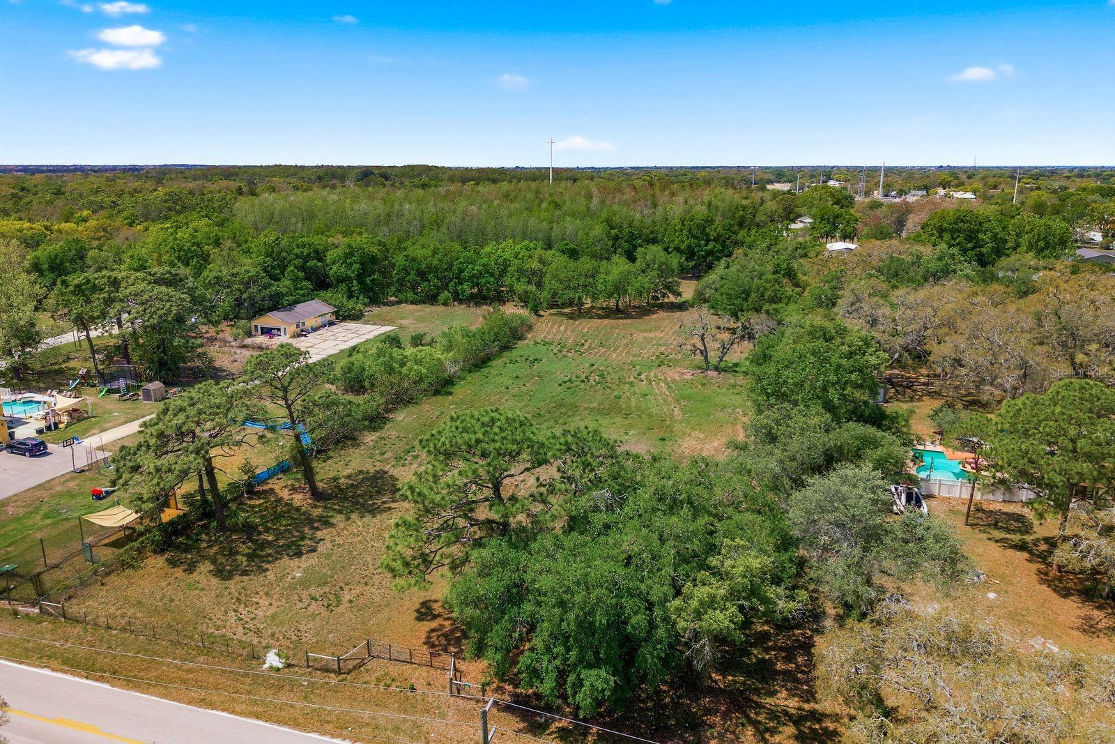 Image 5 of 7 For 10675 Hilltop Drive