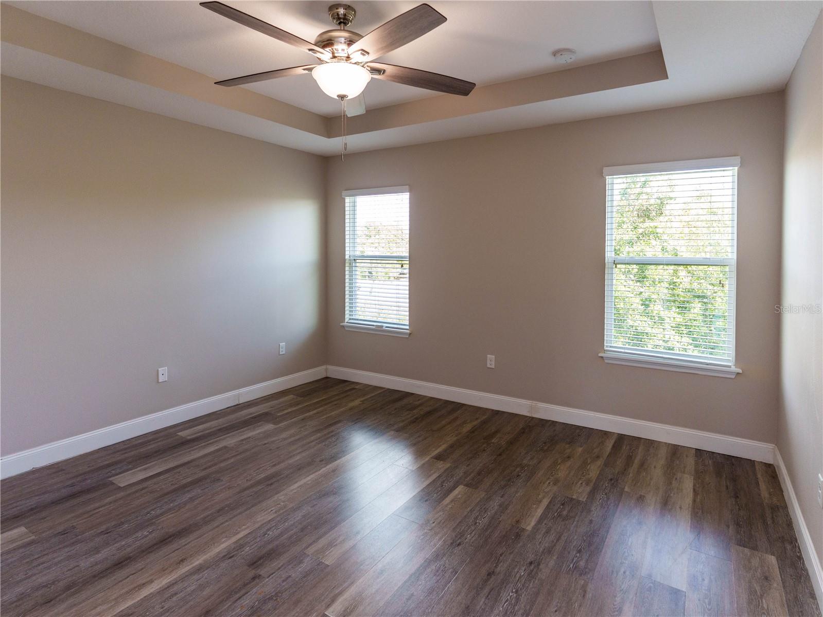 Image 22 of 56 For 623 53rd Ave N