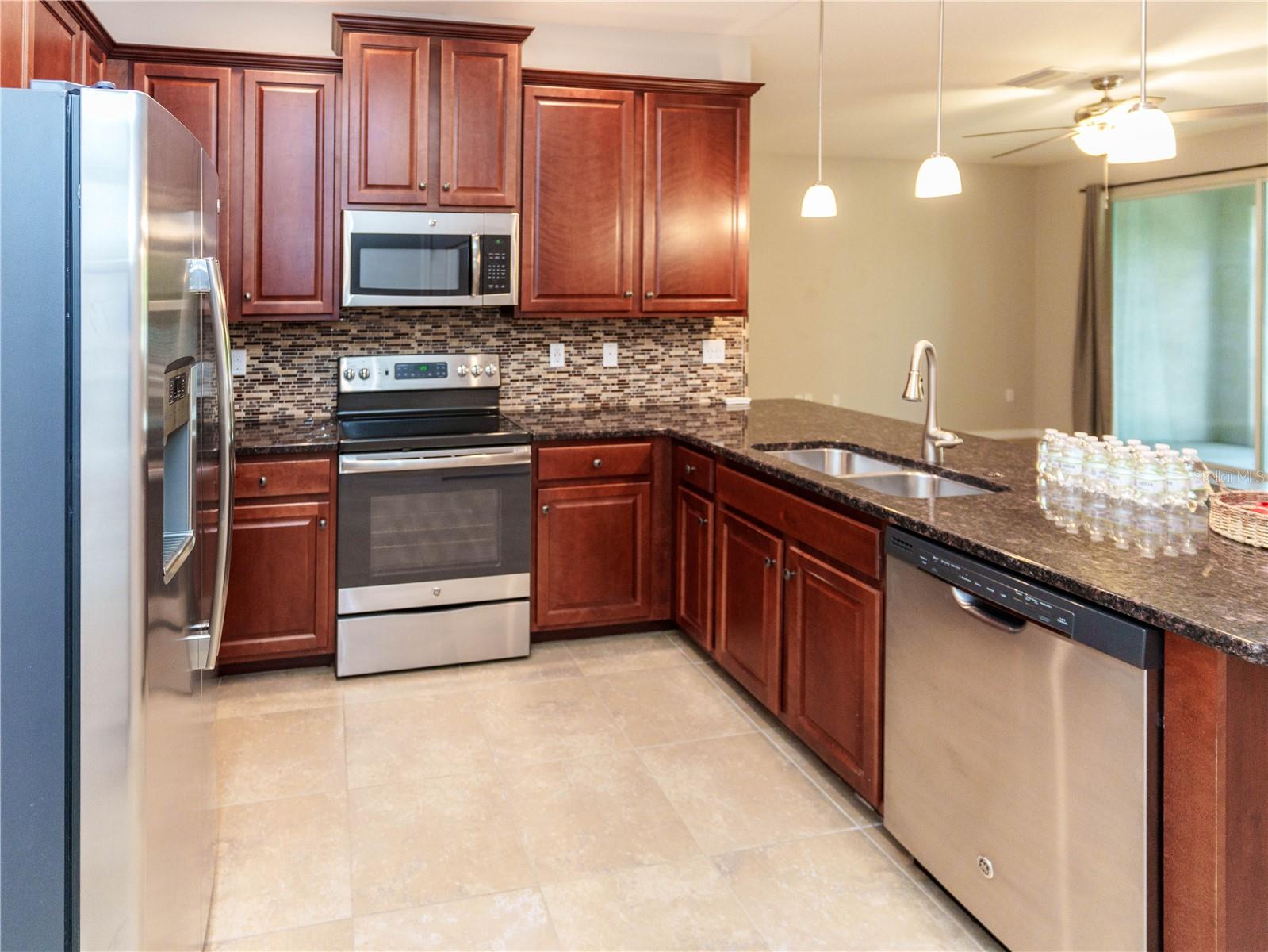 Image 3 of 56 For 623 53rd Ave N