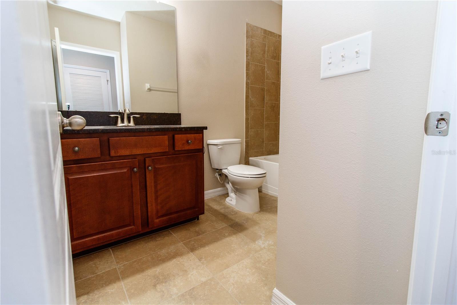 Image 35 of 56 For 623 53rd Ave N