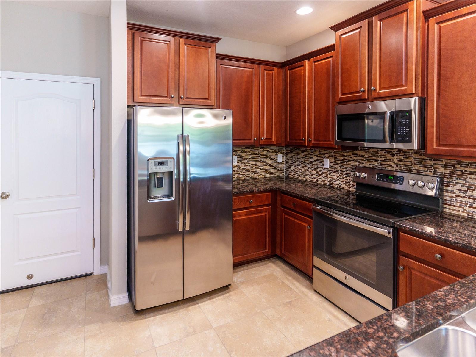 Image 4 of 56 For 623 53rd Ave N