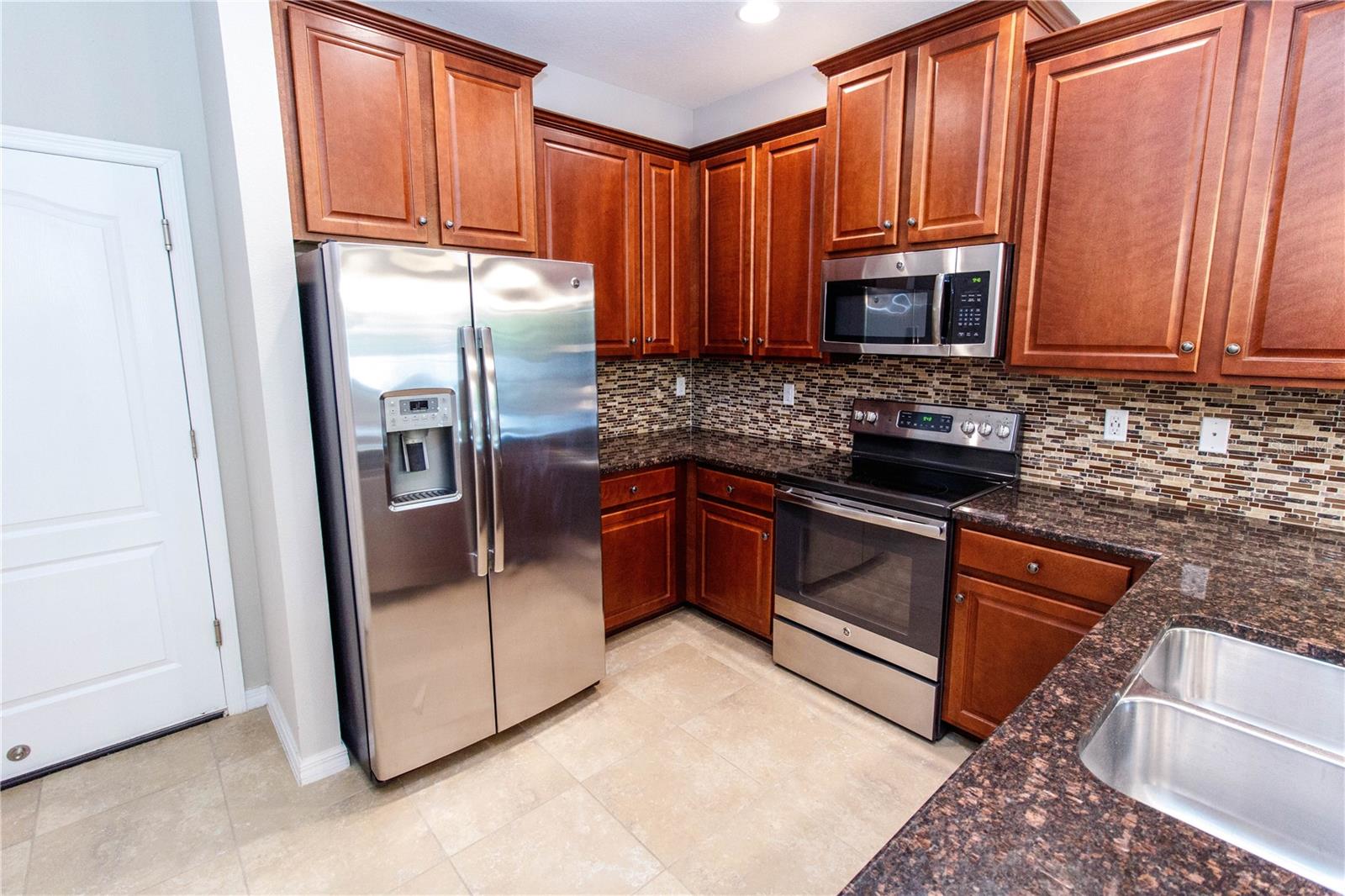 Image 5 of 56 For 623 53rd Ave N