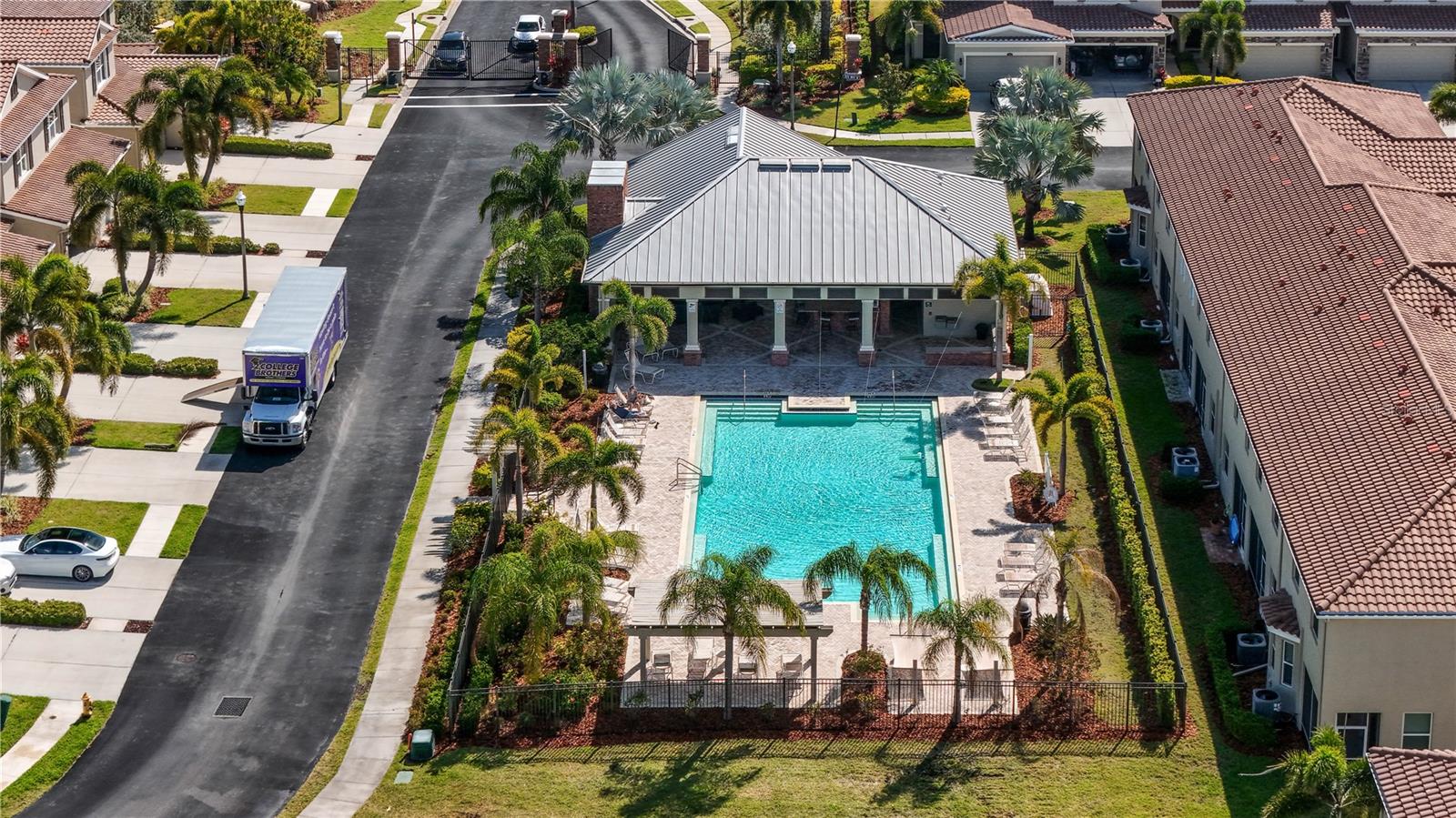 Image 55 of 56 For 623 53rd Ave N