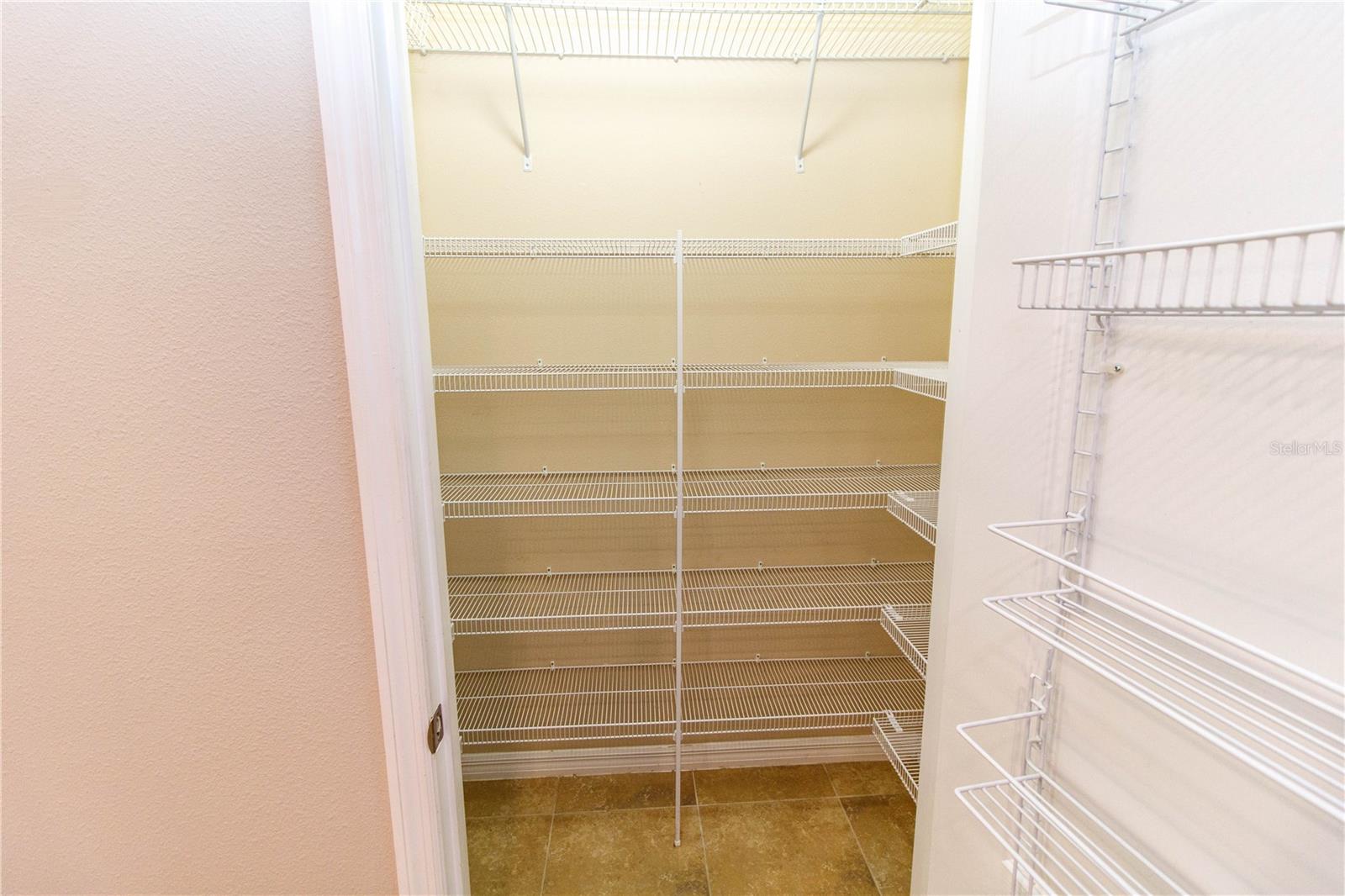 Image 7 of 56 For 623 53rd Ave N