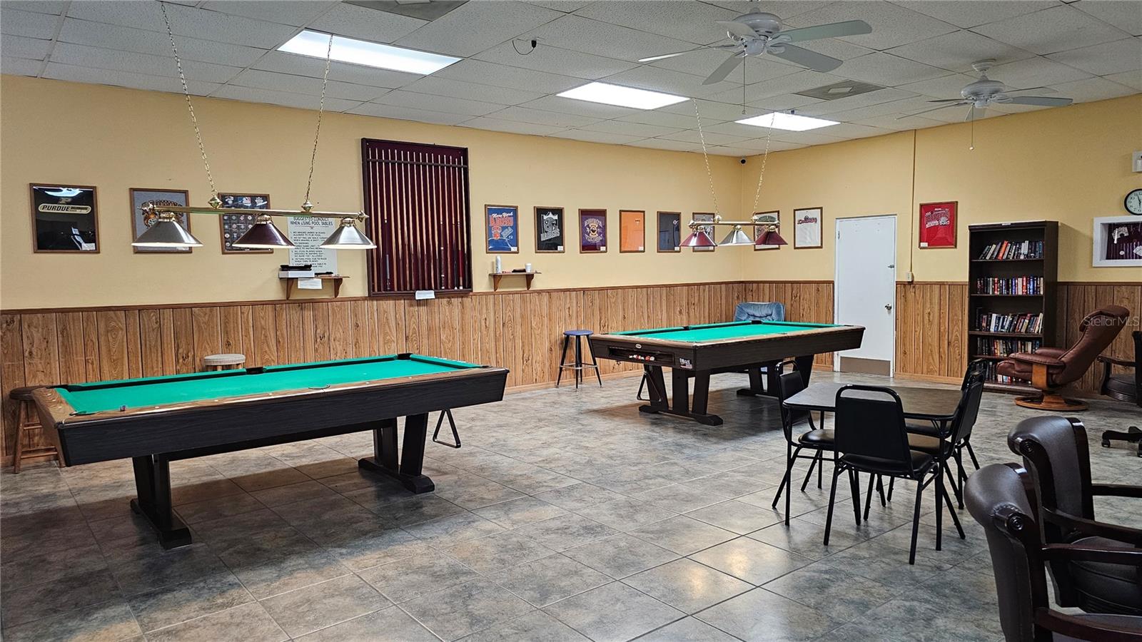 Image 20 of 22 For 4318 Tahitian Gardens Circle B