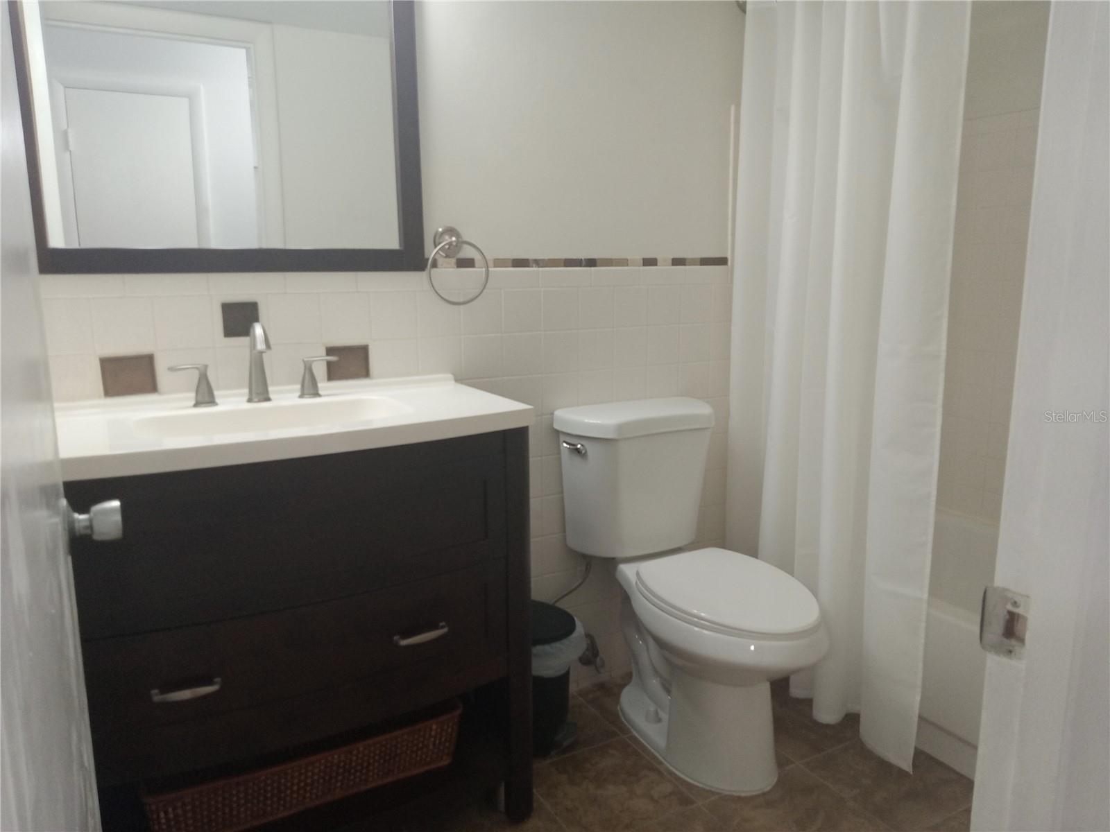 Image 18 of 48 For 2331 Finlandia Lane 53