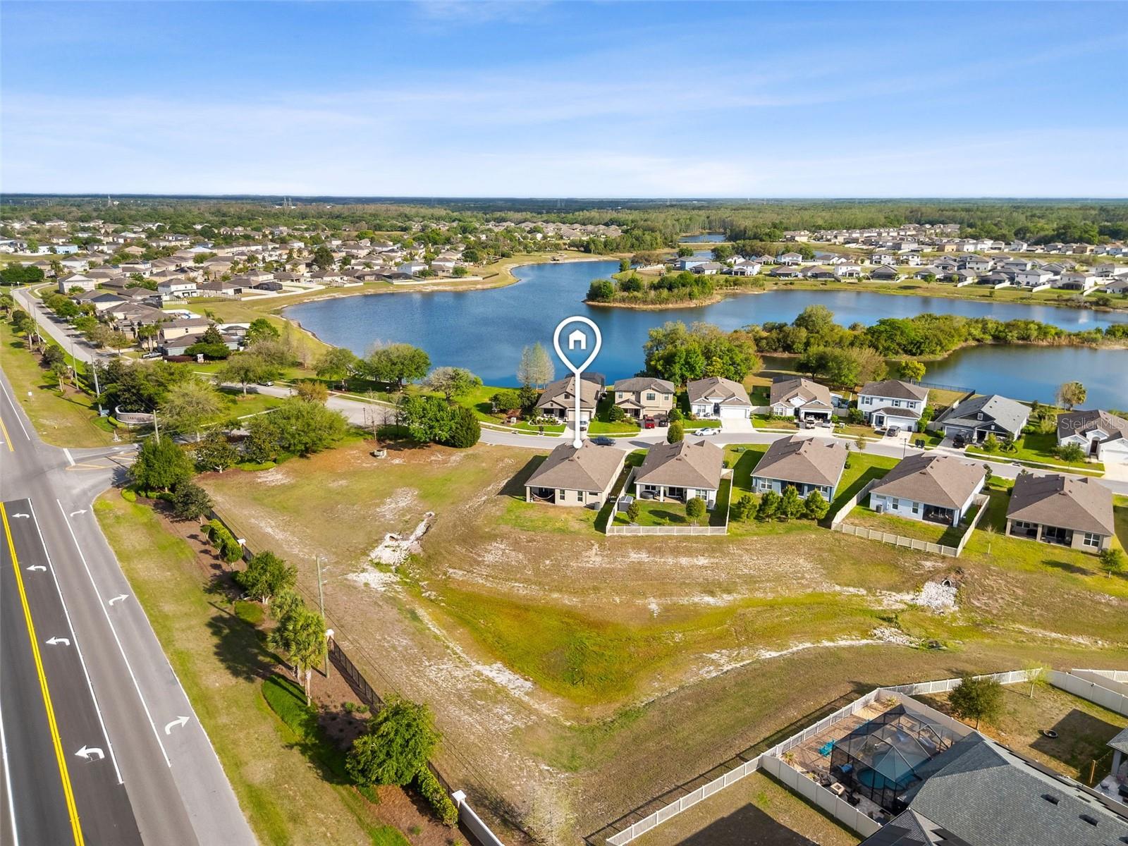 Image 28 of 42 For 13471 Newport Shores Drive