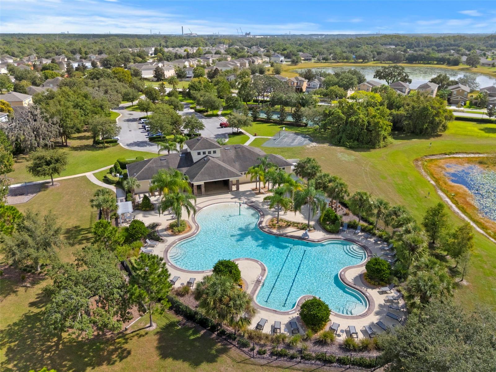 Image 33 of 42 For 13471 Newport Shores Drive