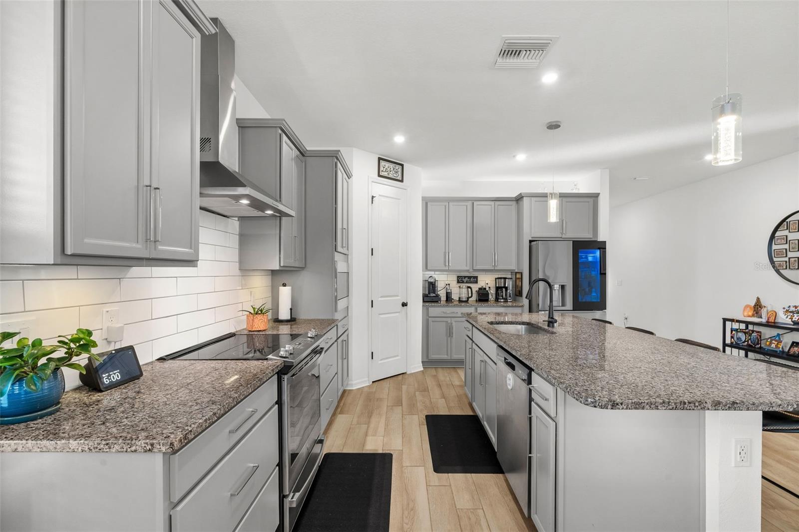 Image 6 of 42 For 13471 Newport Shores Drive