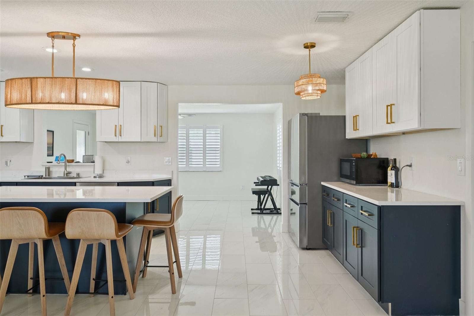 Image 15 of 40 For 13133 Dorchester Drive