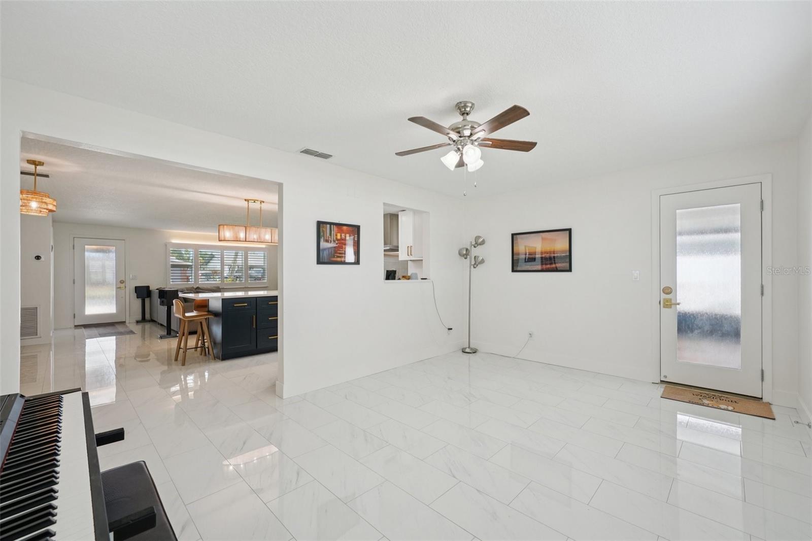 Image 16 of 40 For 13133 Dorchester Drive