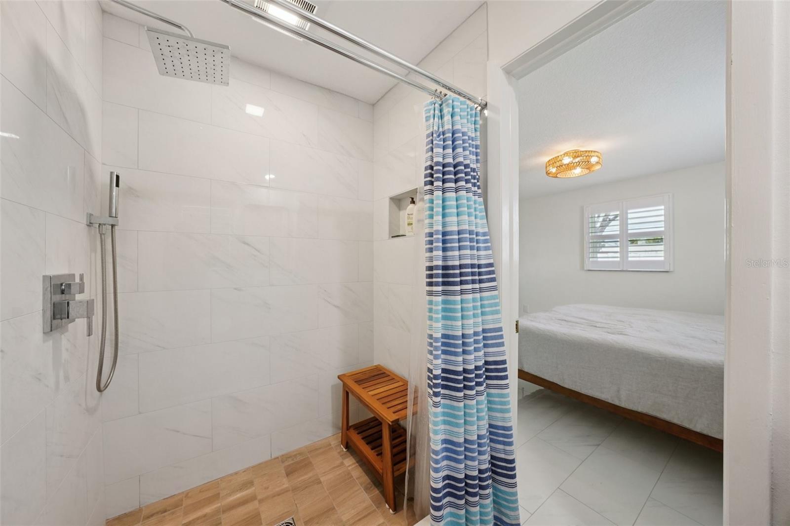 Image 23 of 40 For 13133 Dorchester Drive