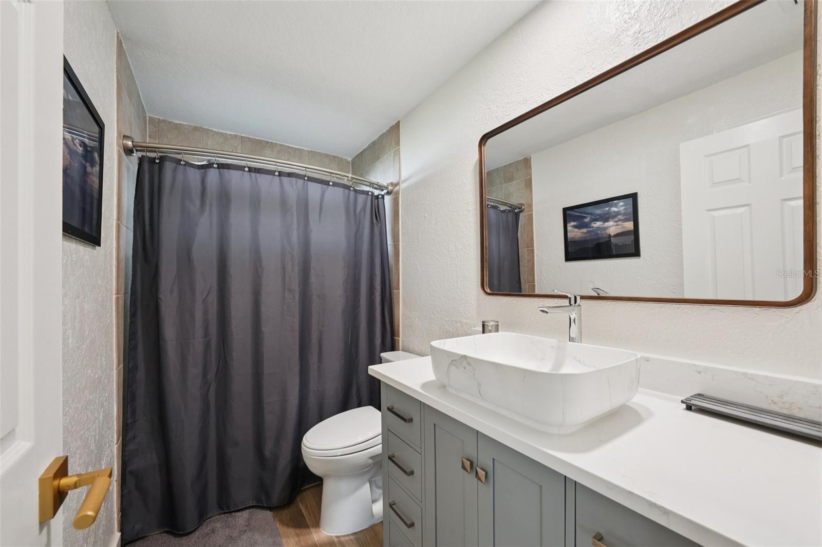 Image 27 of 40 For 13133 Dorchester Drive