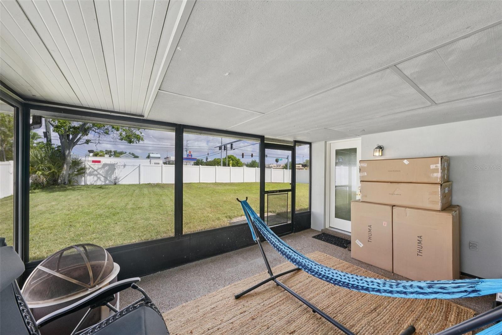 Image 32 of 40 For 13133 Dorchester Drive