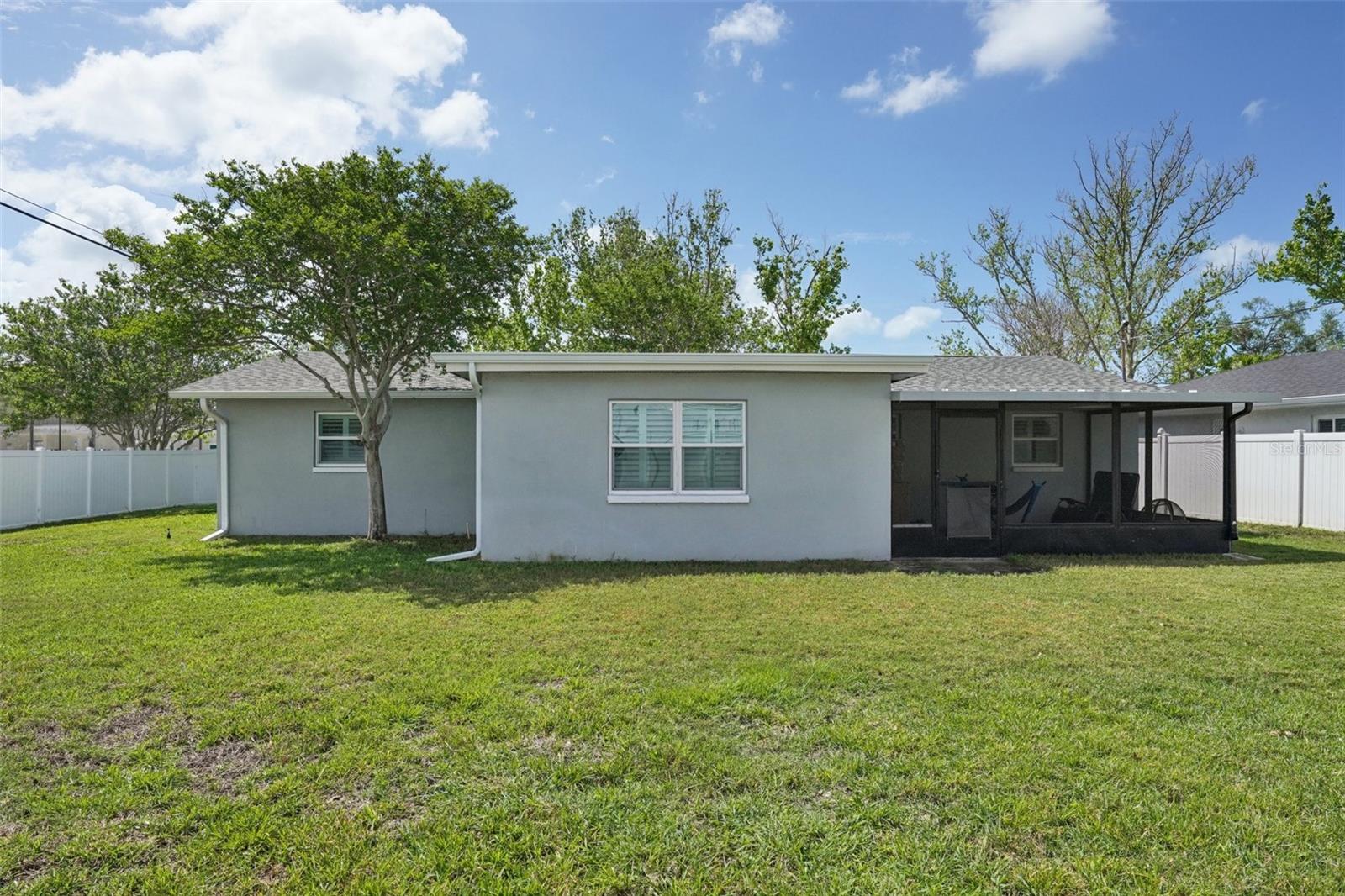 Image 35 of 40 For 13133 Dorchester Drive