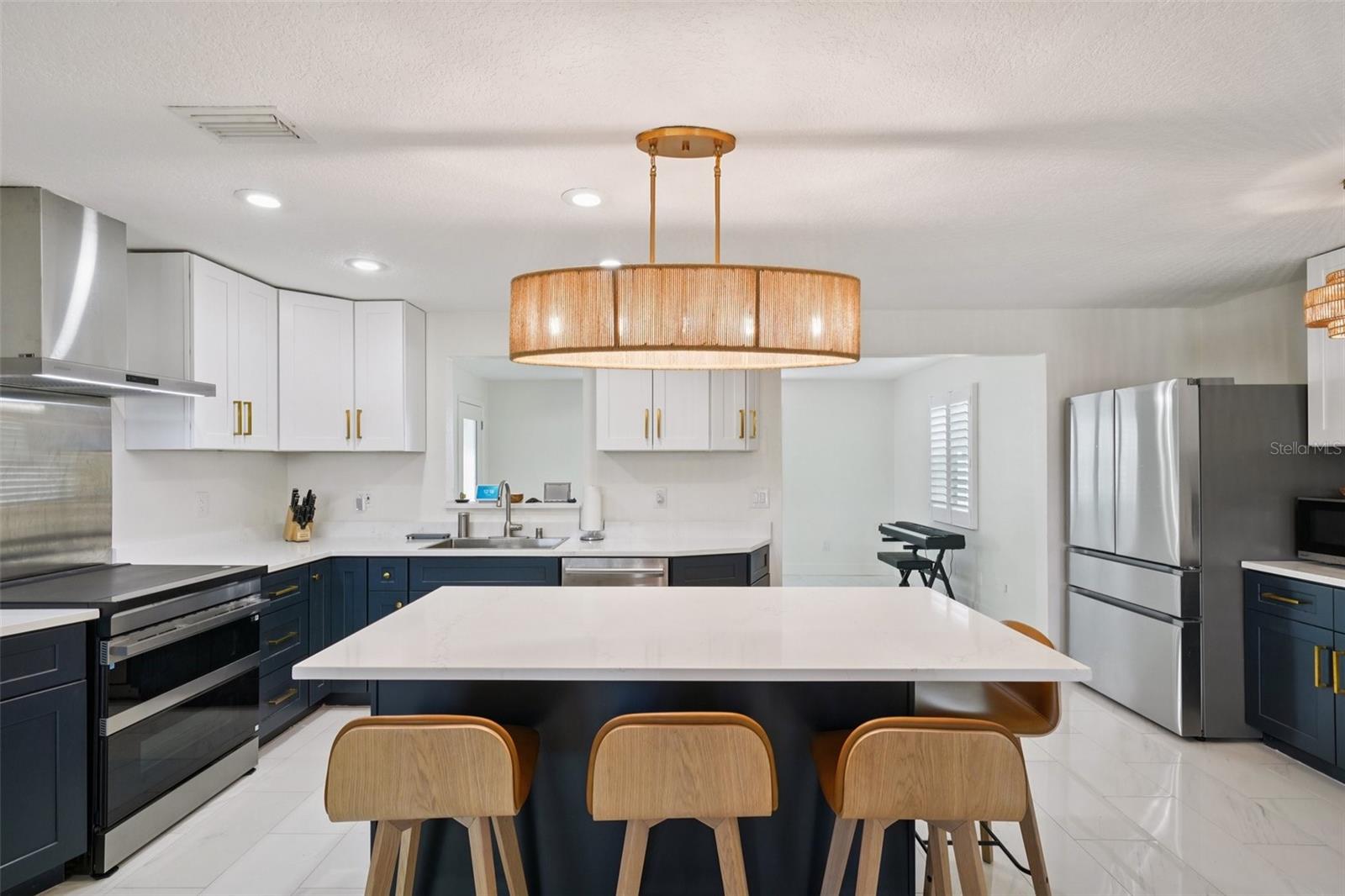 Image 9 of 40 For 13133 Dorchester Drive