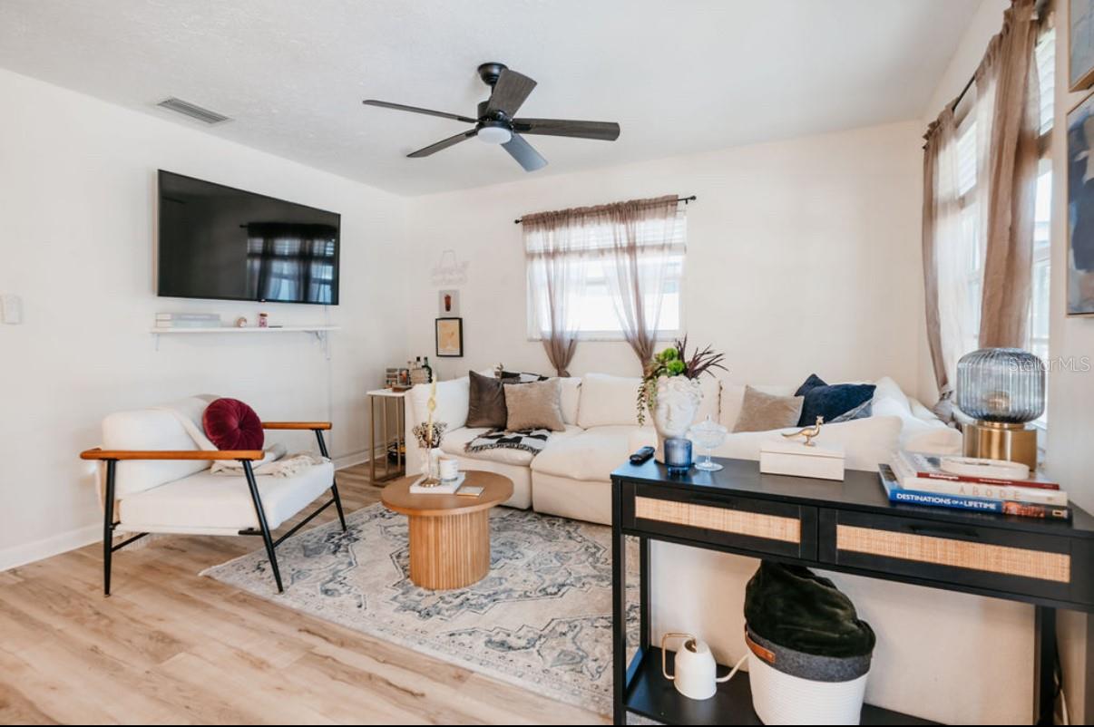 Image 2 of 13 For 3229 Fielder Street