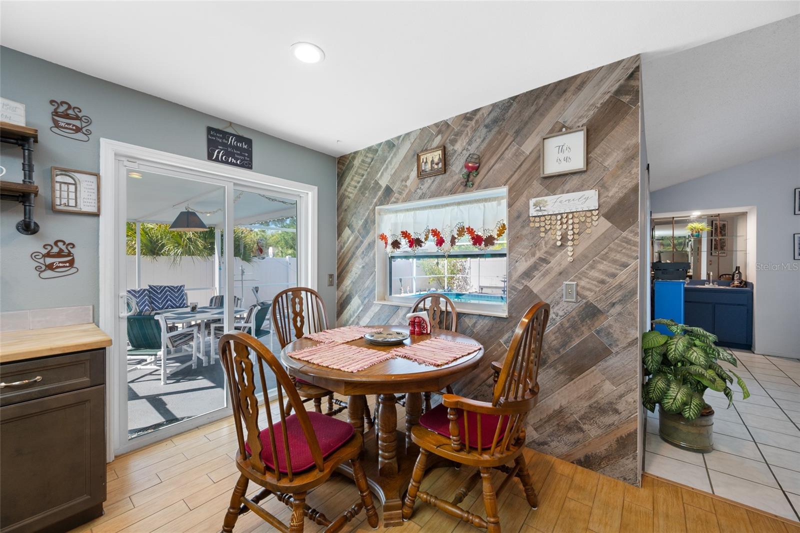 Image 14 of 55 For 2424 Osprey Avenue