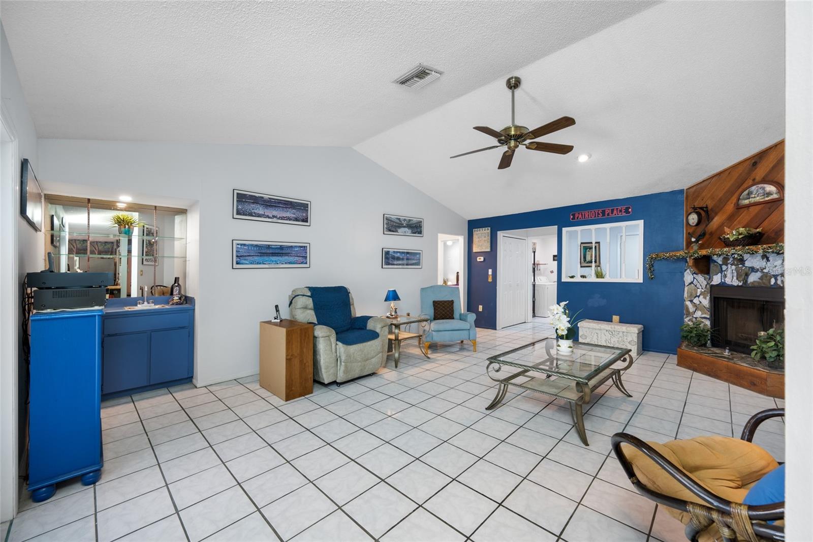 Image 16 of 55 For 2424 Osprey Avenue