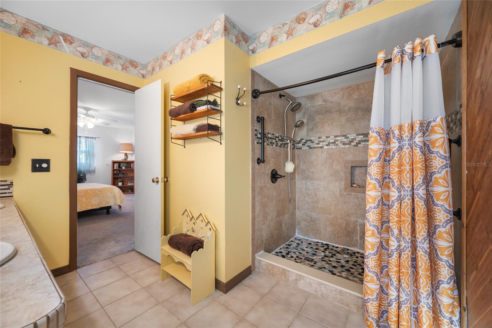 Image 25 of 55 For 2424 Osprey Avenue