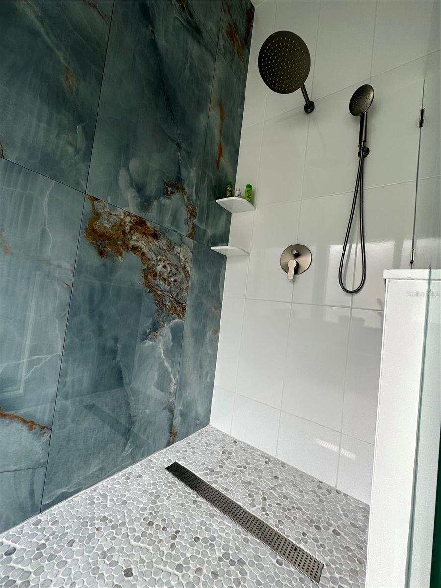 Image 4 of 13 For 29651 Birds Eye Drive