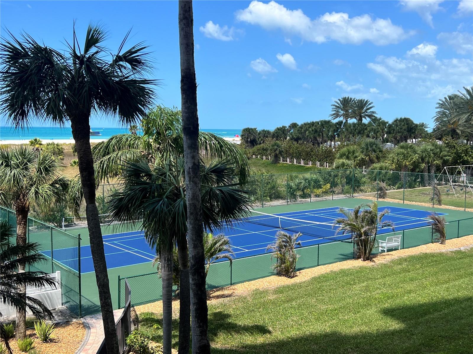 Image 23 of 31 For 1230 Gulf Boulevard 304