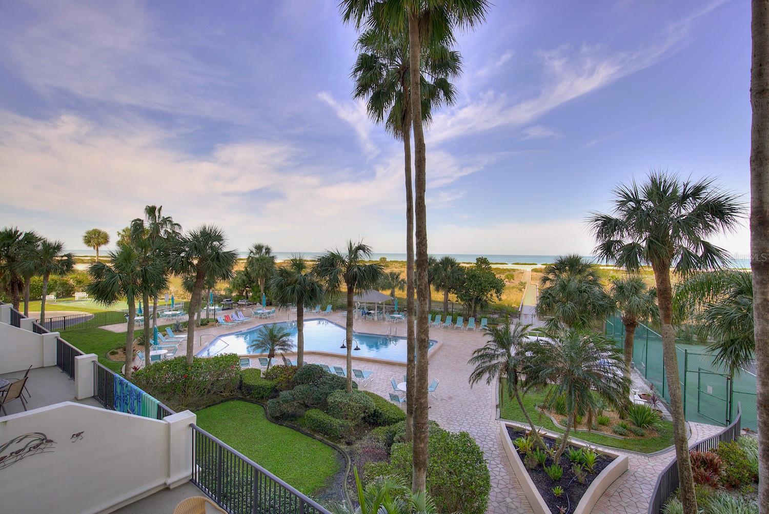 Image 27 of 31 For 1230 Gulf Boulevard 304