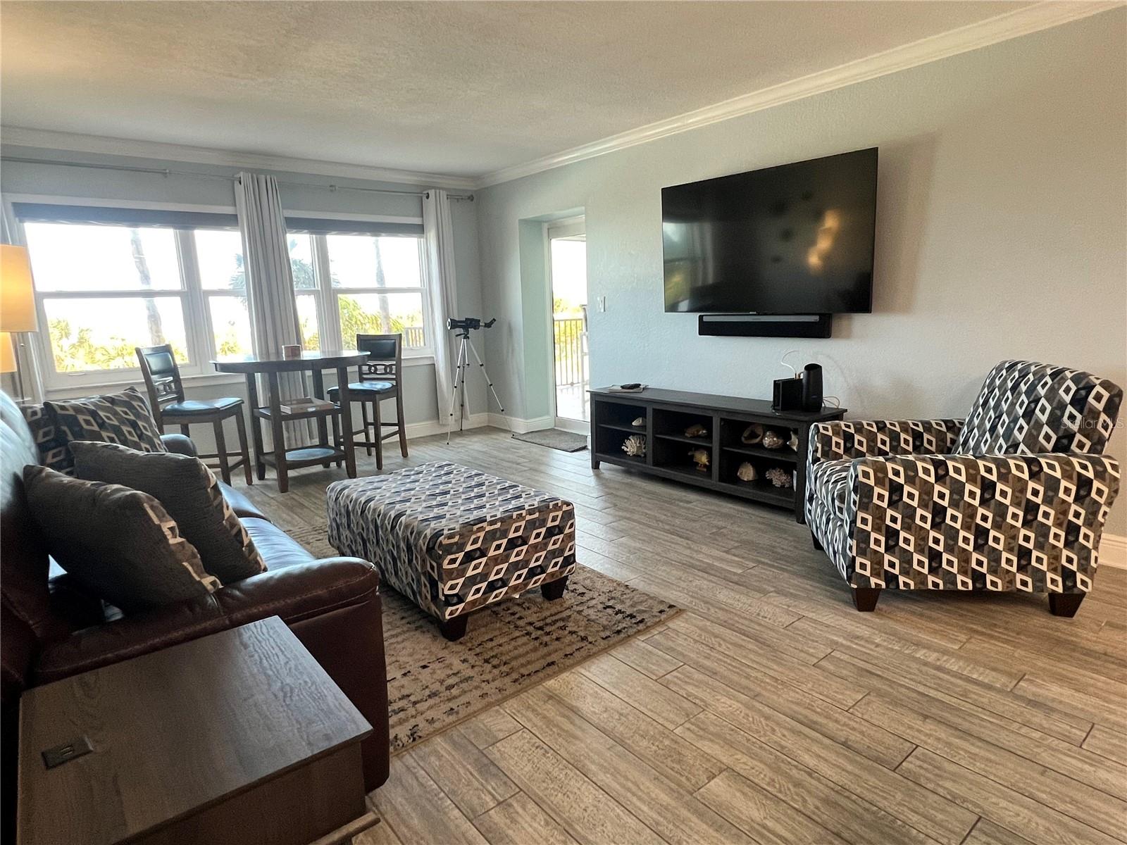 Image 5 of 31 For 1230 Gulf Boulevard 304