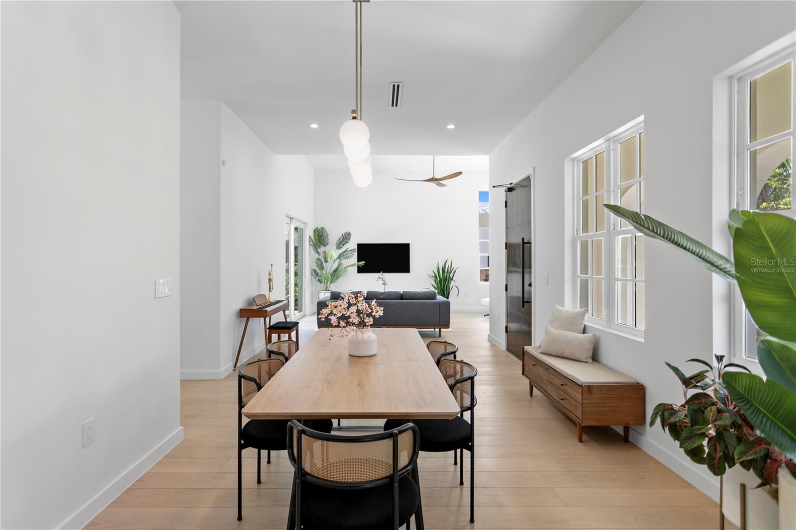 Image 30 of 78 For 325 22nd Avenue Ne