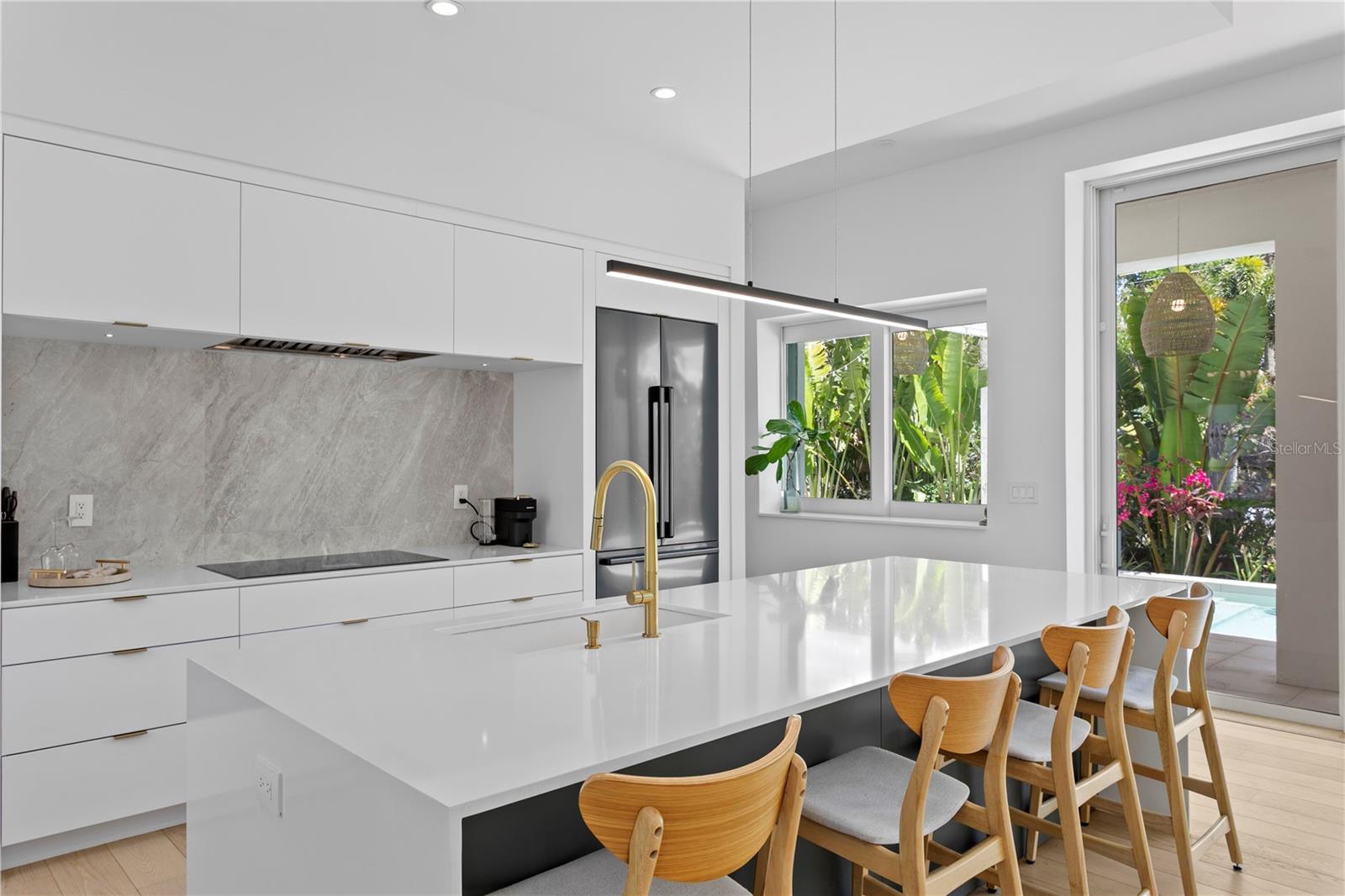 Image 33 of 78 For 325 22nd Avenue Ne