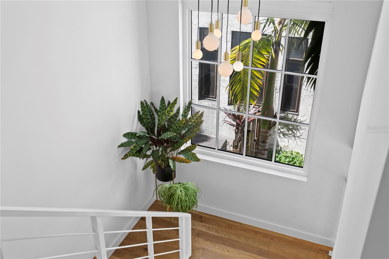 Image 38 of 78 For 325 22nd Avenue Ne