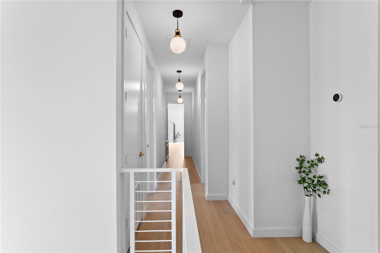 Image 39 of 78 For 325 22nd Avenue Ne