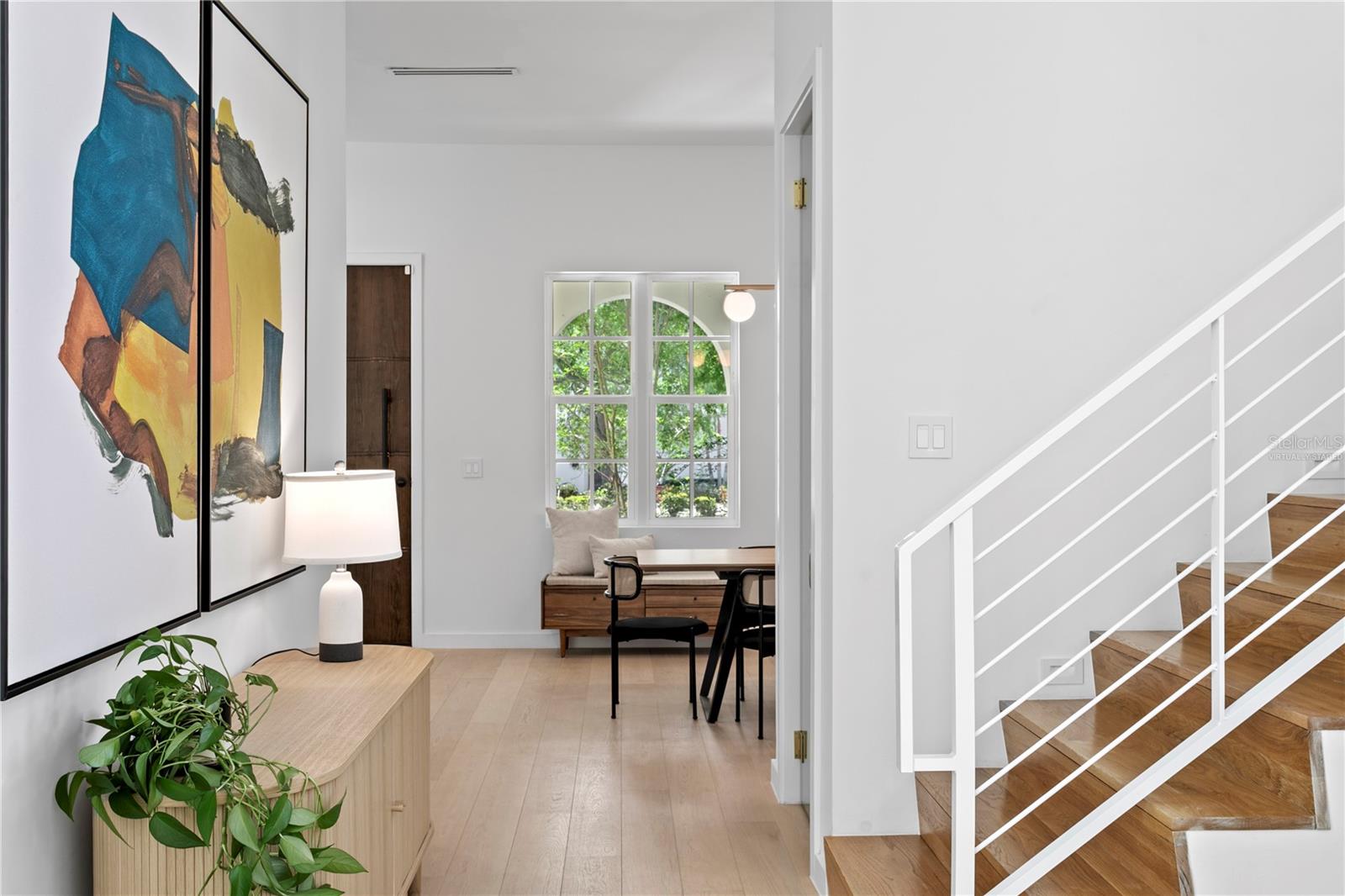 Image 5 of 78 For 325 22nd Avenue Ne