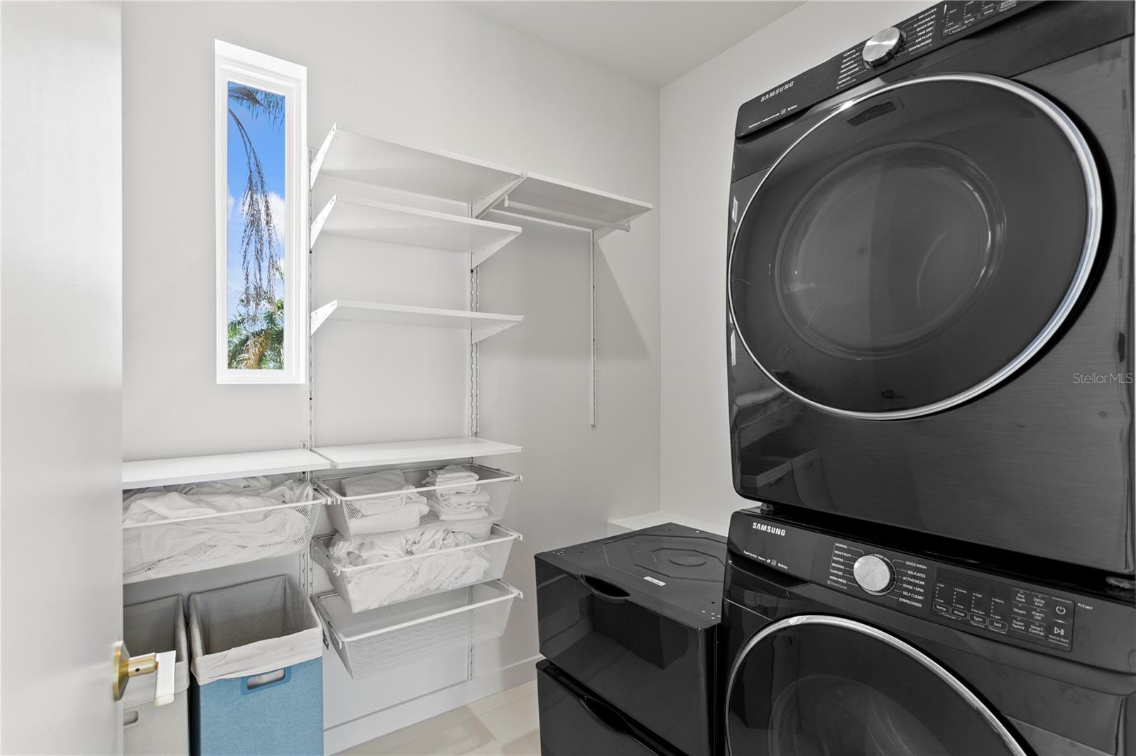 Image 53 of 78 For 325 22nd Avenue Ne