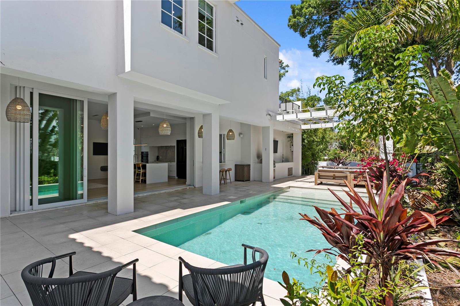 Image 60 of 78 For 325 22nd Avenue Ne