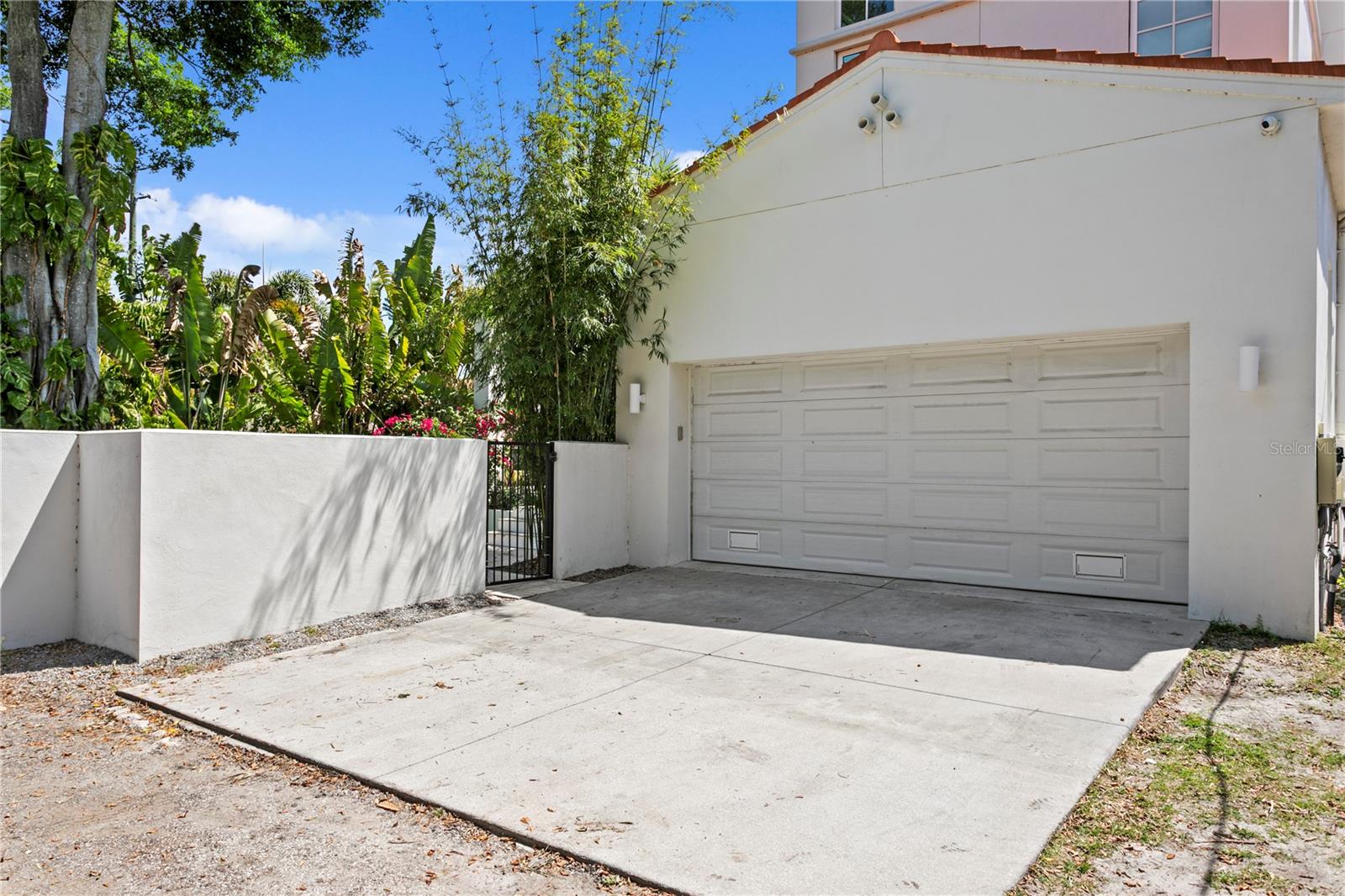 Image 64 of 78 For 325 22nd Avenue Ne