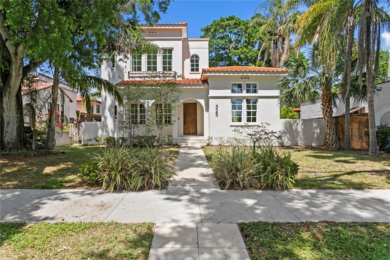 Image 67 of 78 For 325 22nd Avenue Ne