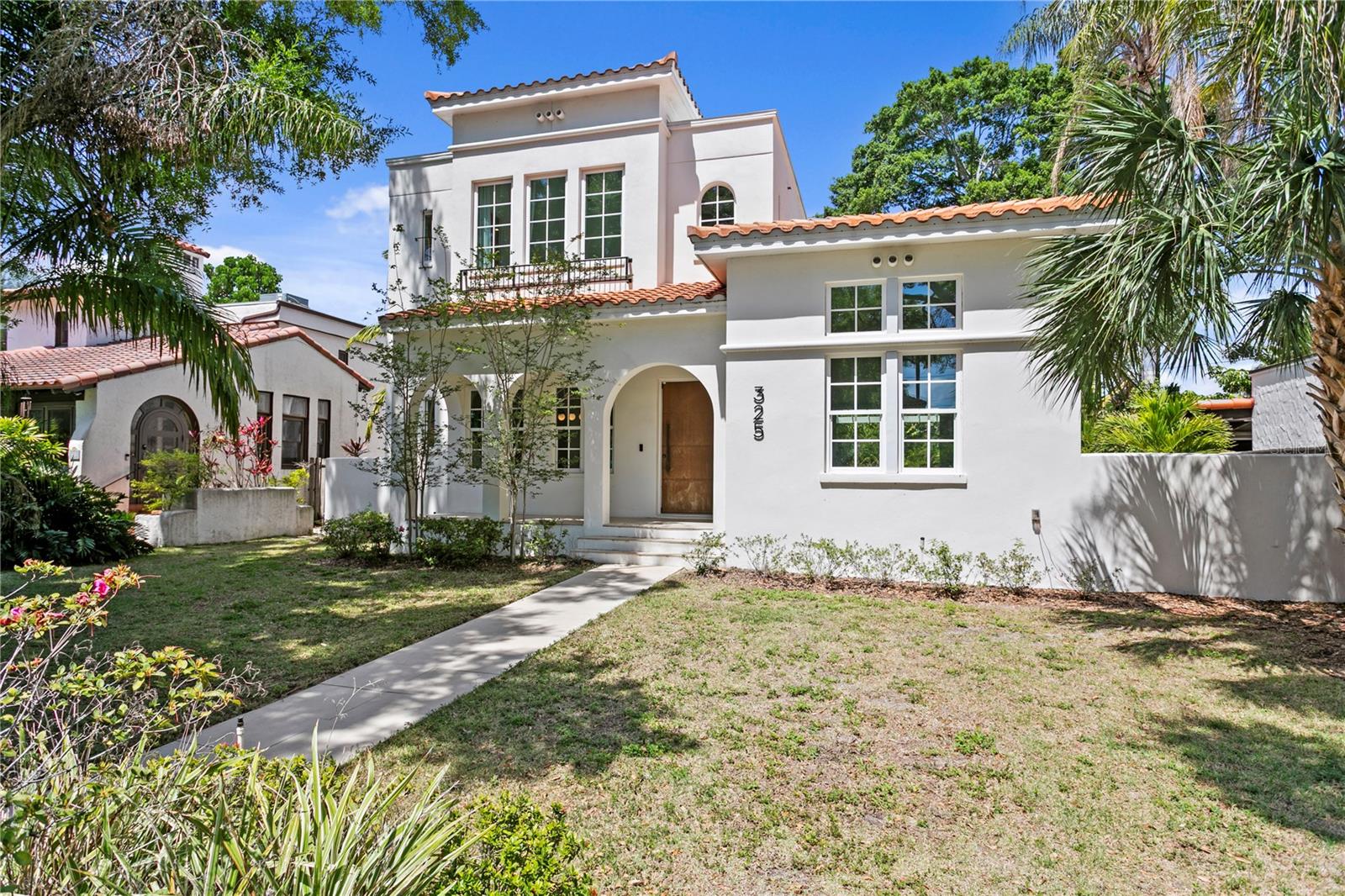 Image 68 of 78 For 325 22nd Avenue Ne