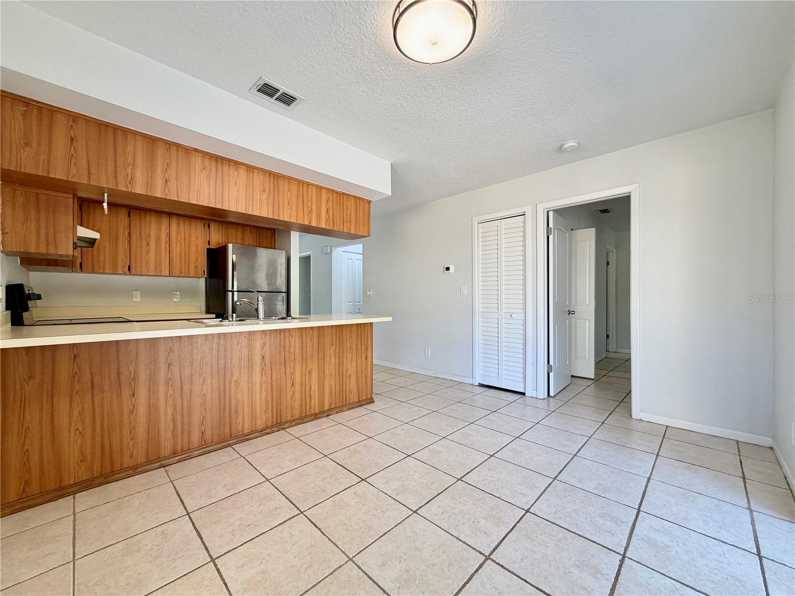 Image 11 of 25 For 2761 62nd Terrace N B