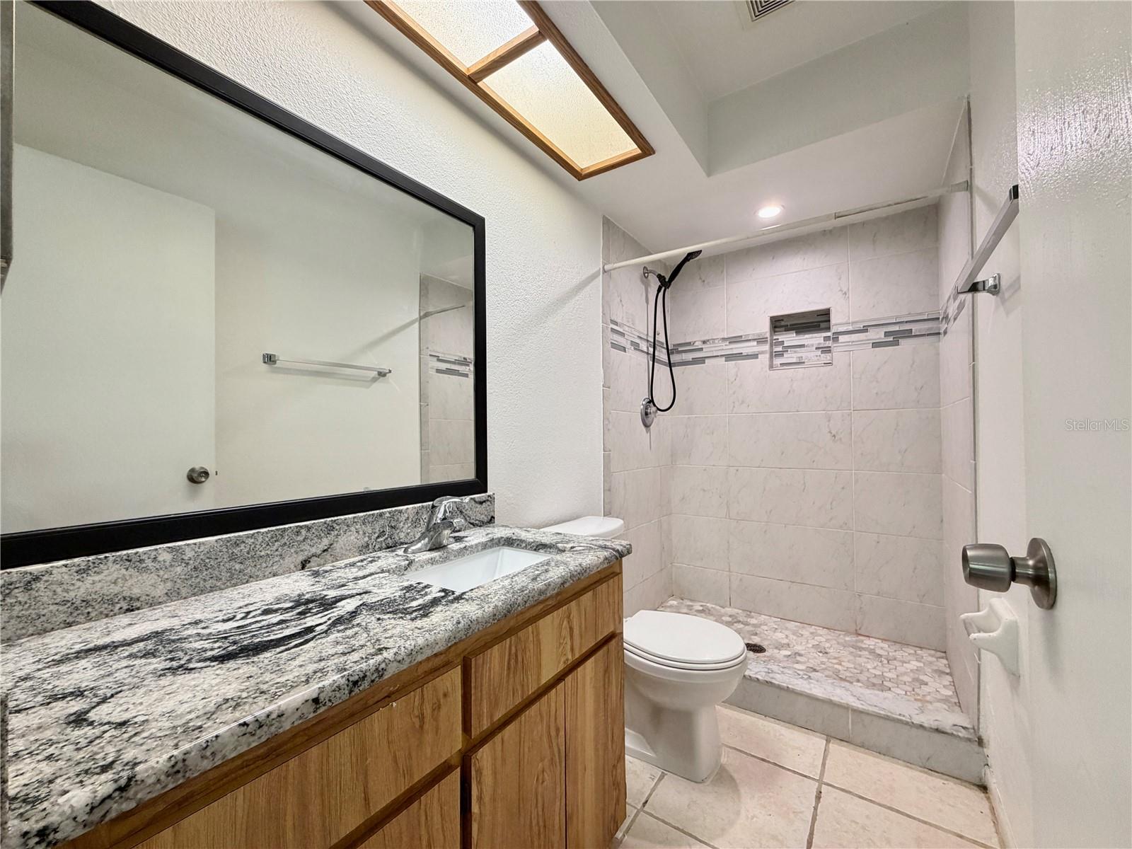 Image 16 of 25 For 2761 62nd Terrace N B