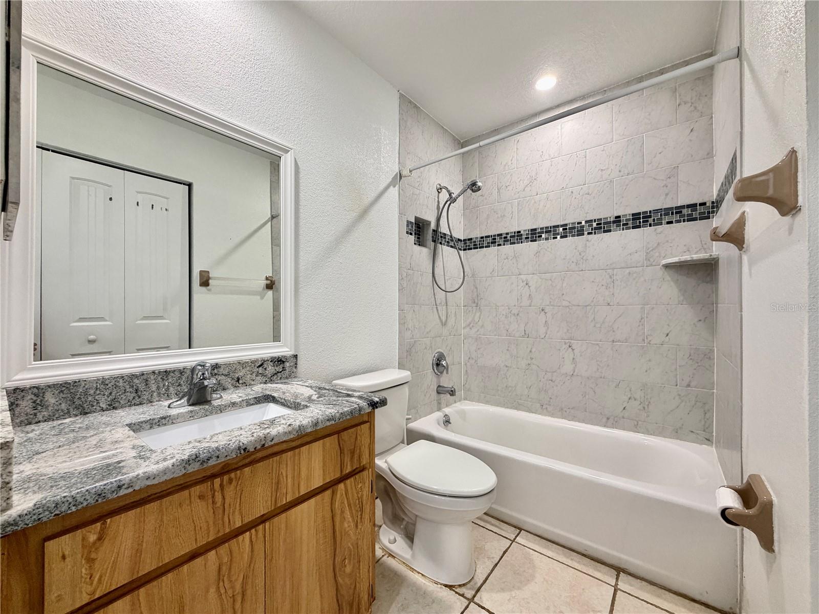 Image 21 of 25 For 2761 62nd Terrace N B