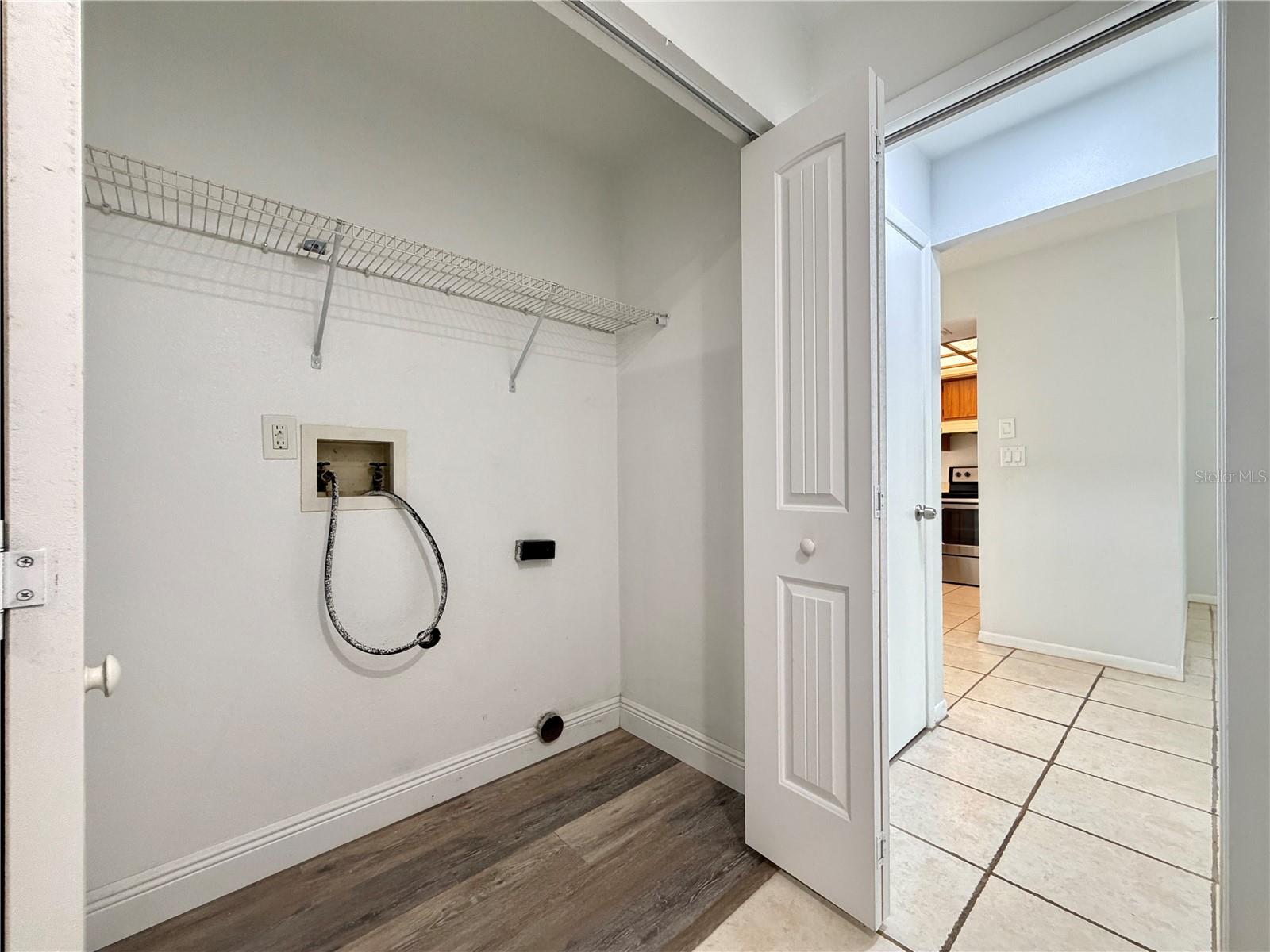 Image 22 of 25 For 2761 62nd Terrace N B