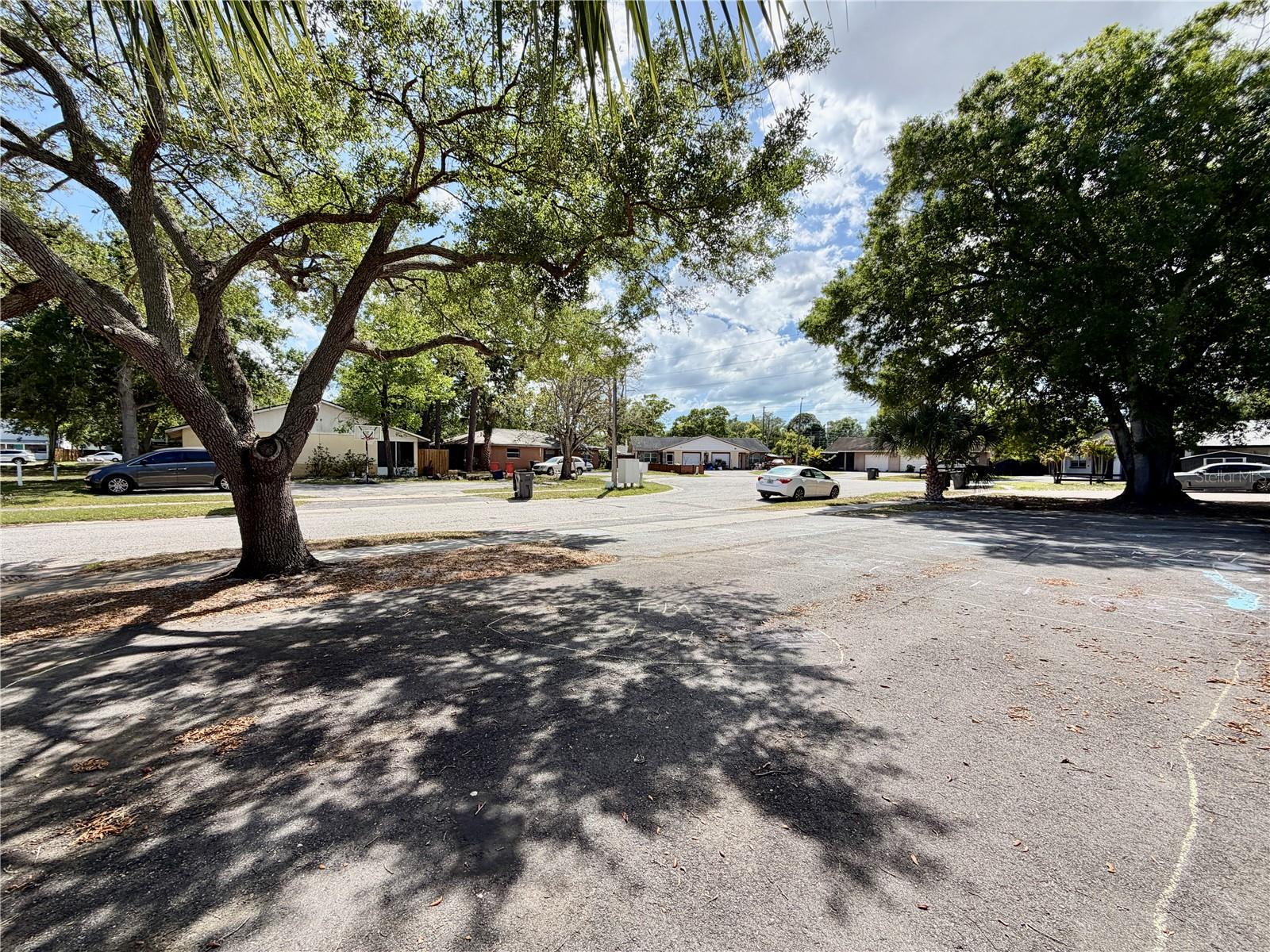 Image 3 of 25 For 2761 62nd Terrace N B