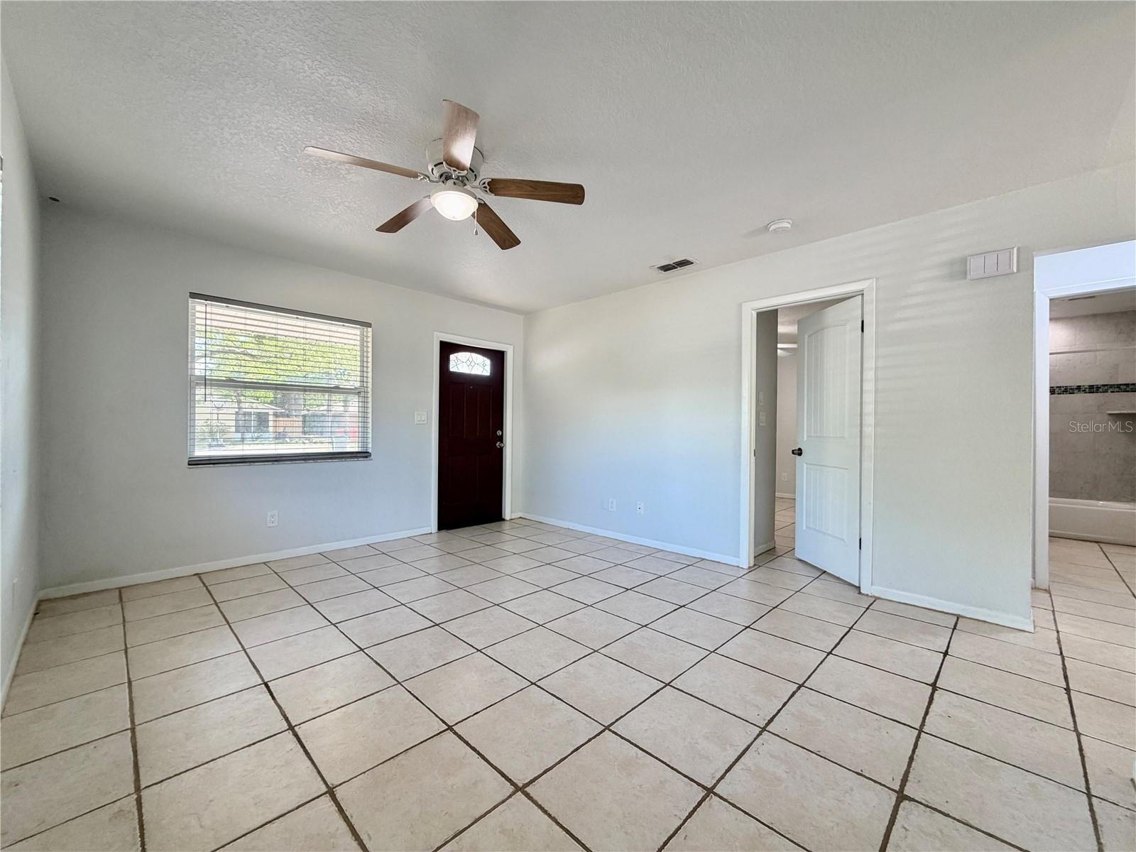 Image 5 of 25 For 2761 62nd Terrace N B