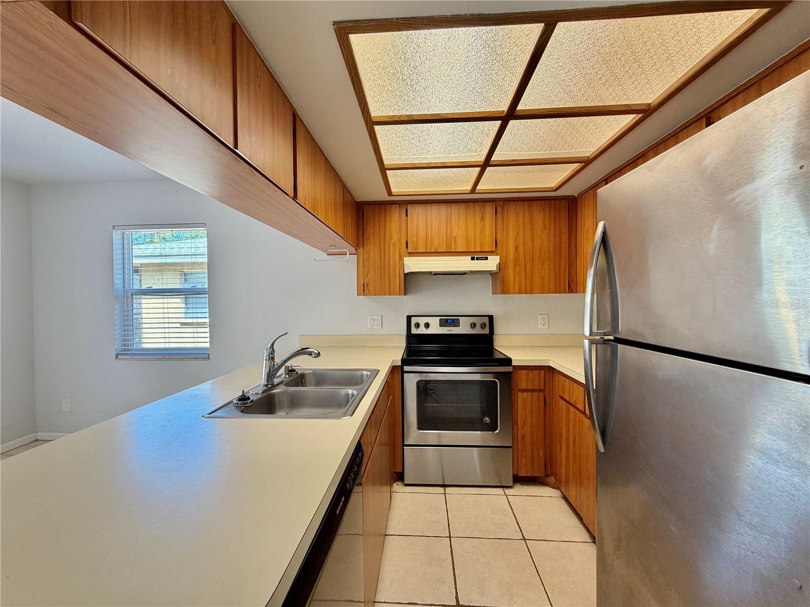 Image 7 of 25 For 2761 62nd Terrace N B