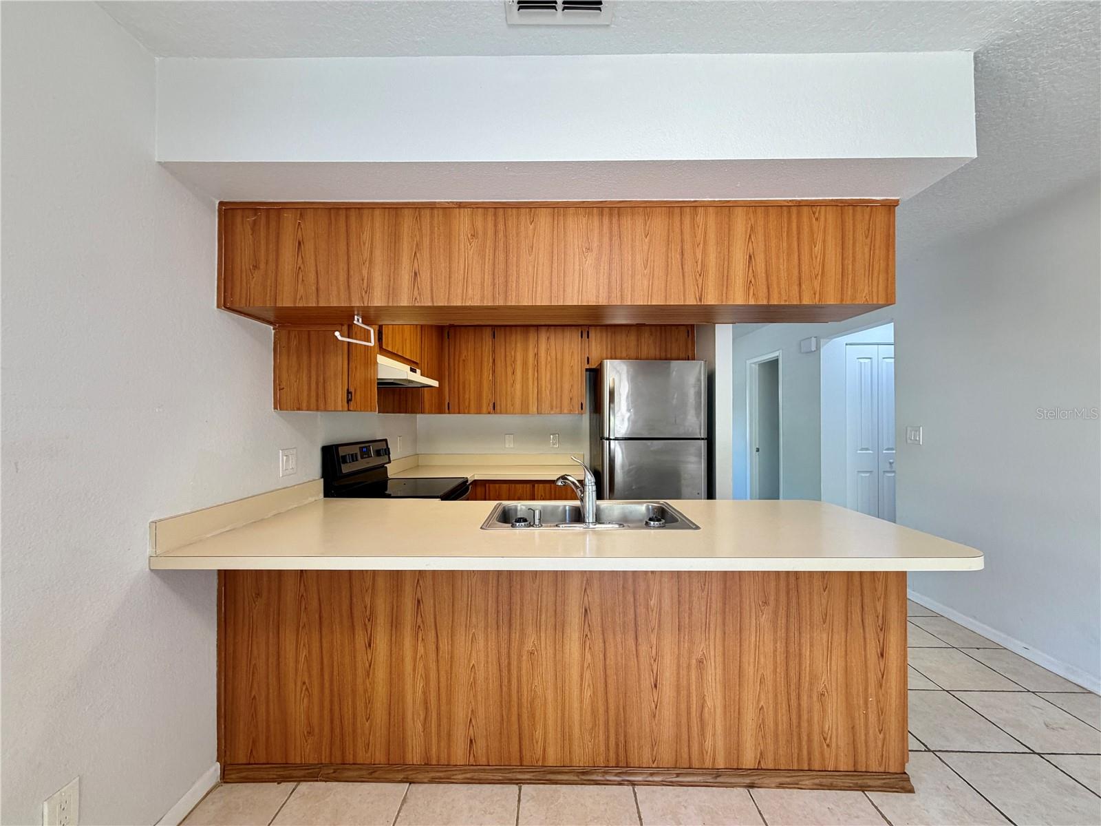 Image 9 of 25 For 2761 62nd Terrace N B