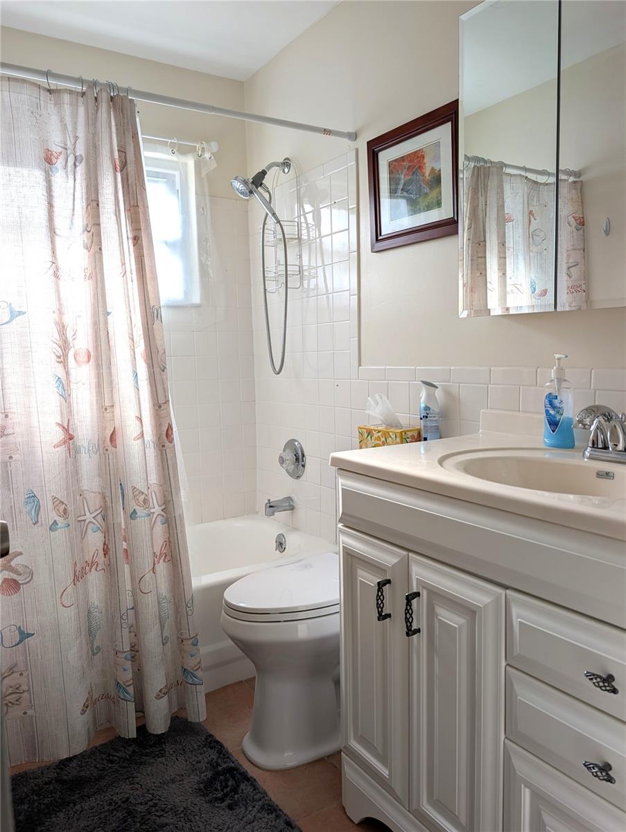 Image 14 of 56 For 3490 101st Terrace N